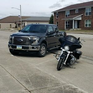 Meet your Posher, Troy